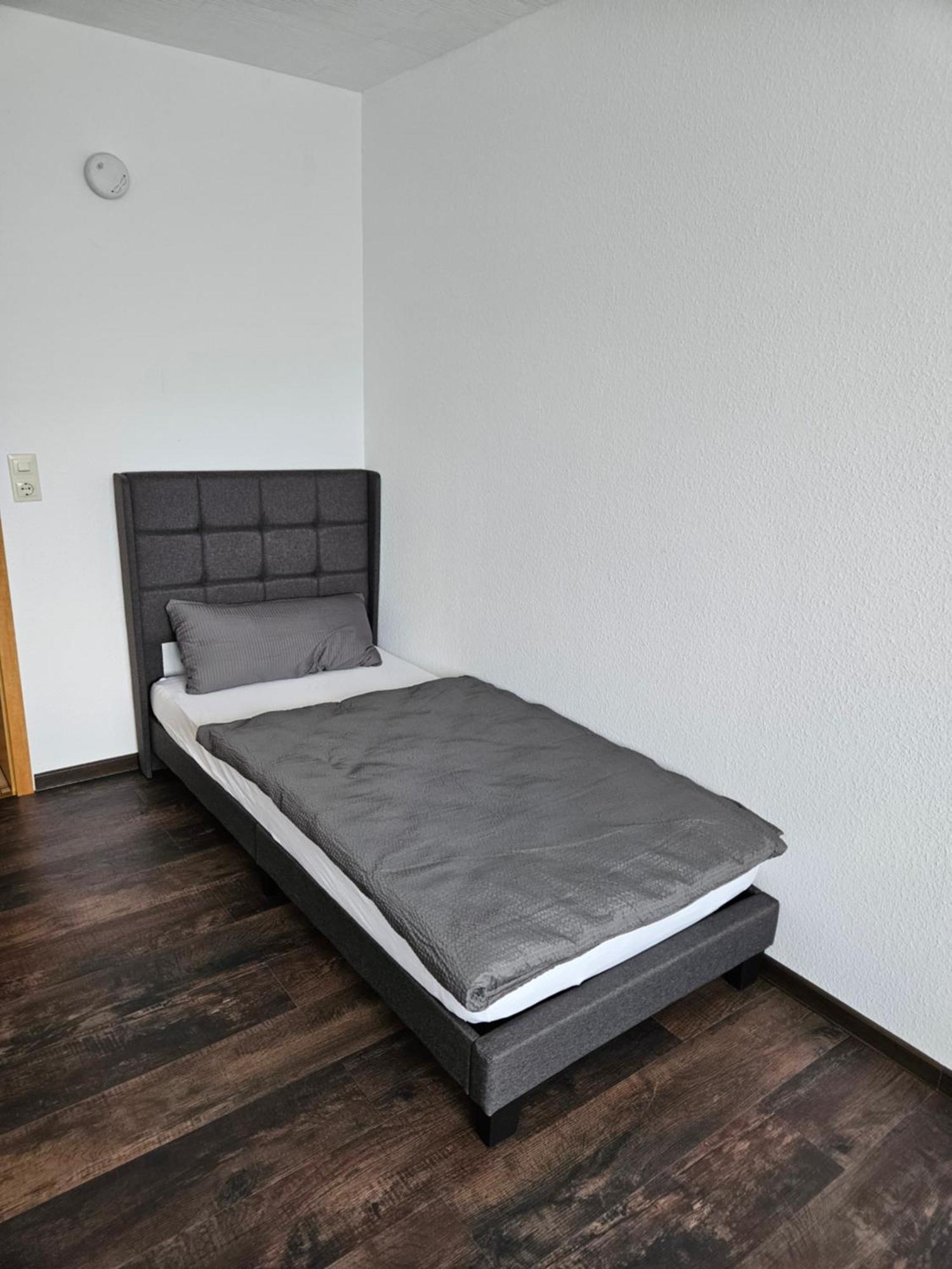 Grosse Ferienwohnung In Ruhiger Lage Mit Toller Aussicht In Triberg Triberg im Schwarzwald Bagian luar foto